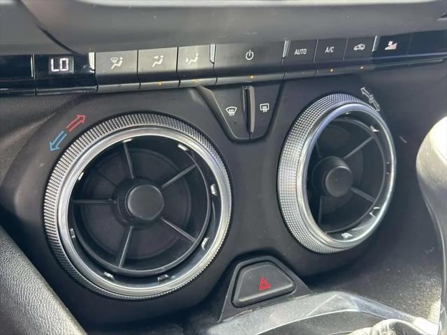 2022 Chevrolet Camaro RWD Coupe LT1