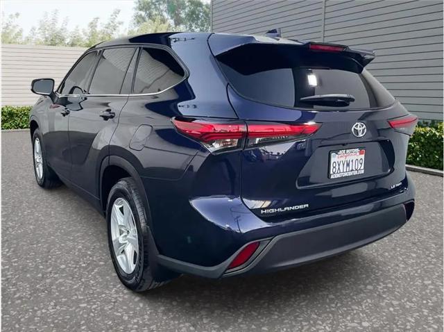 2021 Toyota Highlander LE
