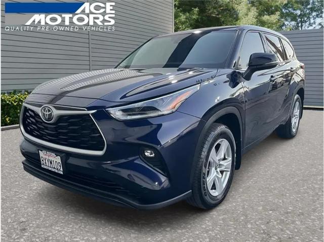2021 Toyota Highlander LE