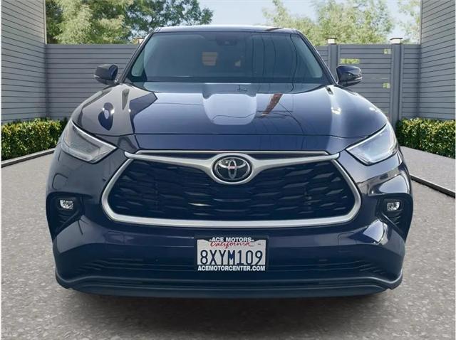 2021 Toyota Highlander LE
