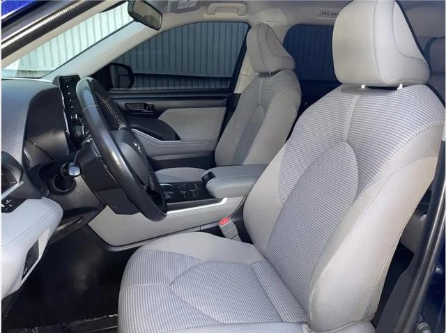 2021 Toyota Highlander LE