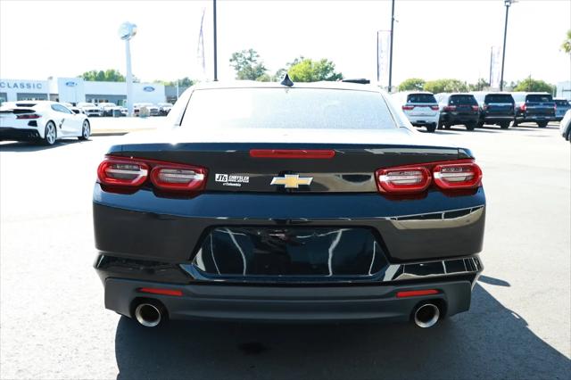 2021 Chevrolet Camaro RWD Coupe 1LS