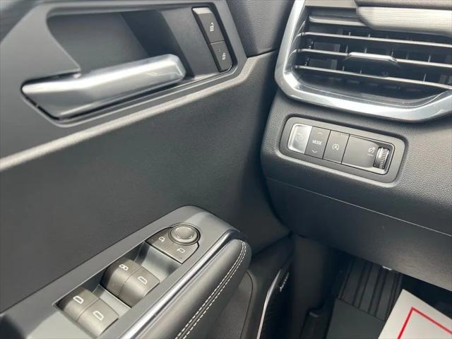 2026 GMC Acadia Elevation FWD