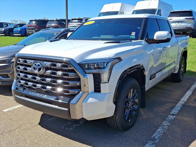 2024 Toyota Tundra Hybrid Platinum 4WD