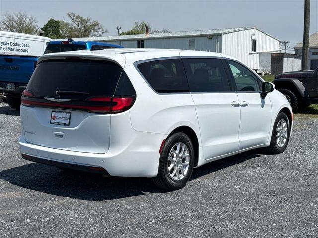 2023 Chrysler Pacifica Touring L 2023 Chrysler Pacifica Touring L