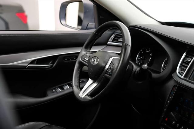 2023 INFINITI QX50 LUXE AWD