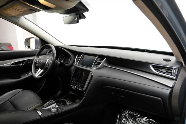 2023 INFINITI QX50 LUXE AWD