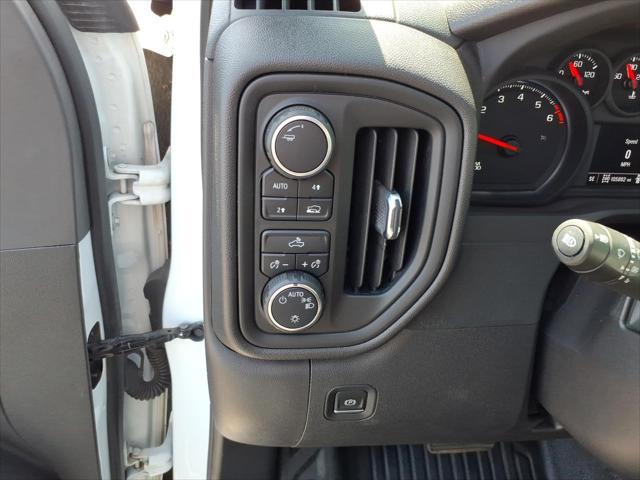 2022 Chevrolet Silverado 1500 4WD Regular Cab Long Bed WT
