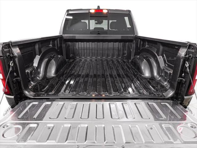 2026 Ram 1500 Express Crew Cab 4x4 57 Box