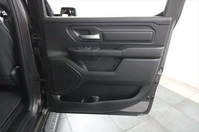2026 Ram 1500 Express Crew Cab 4x4 57 Box