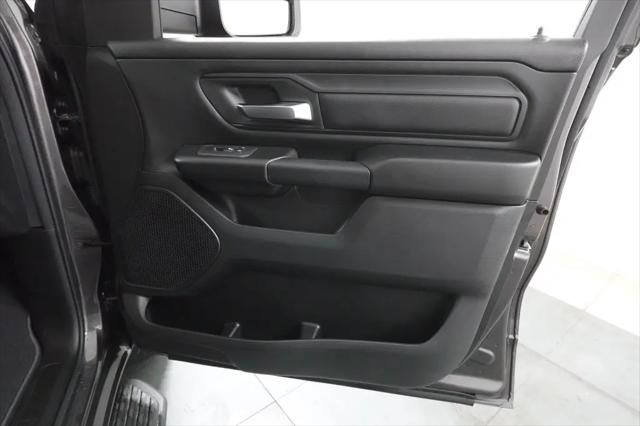 2026 Ram 1500 Express Crew Cab 4x4 57 Box