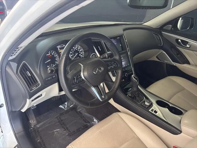 2023 INFINITI Q50 LUXE
