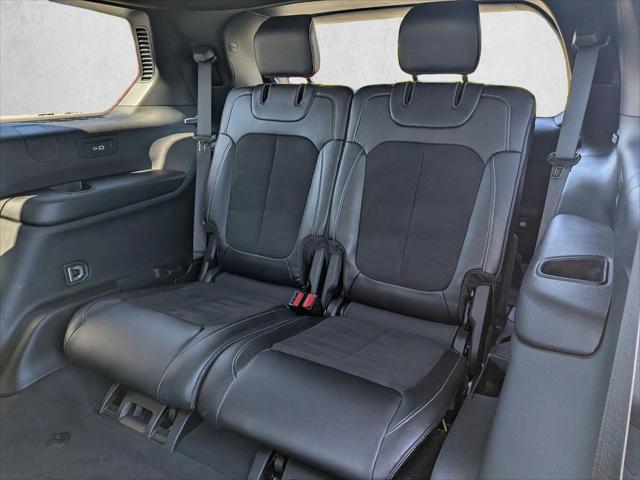 2023 Jeep Grand Cherokee L Altitude 4x4