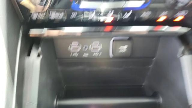 2026 Jeep Grand Cherokee Laredo 4x2