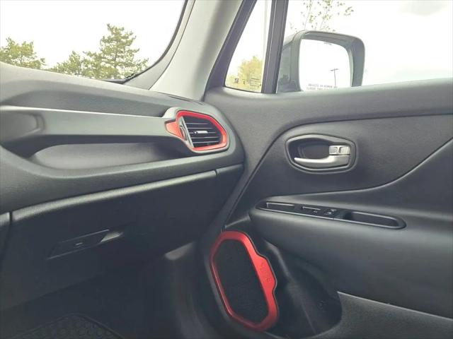 2023 Jeep Renegade Trailhawk 4x4