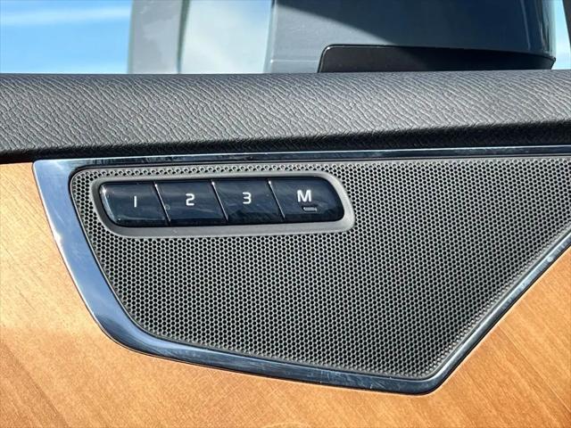2021 Volvo XC90 Recharge T8 Inscription Expression 6 Passenger