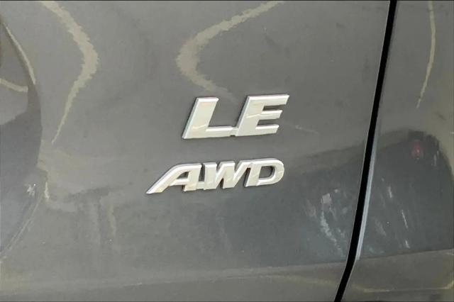 2021 Toyota RAV4 LE