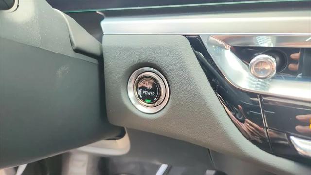 2025 Cadillac iQ Sport 2 RWD