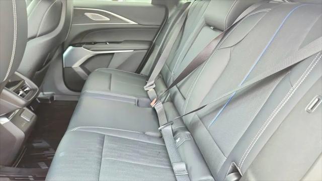 2025 Cadillac iQ Sport 2 RWD