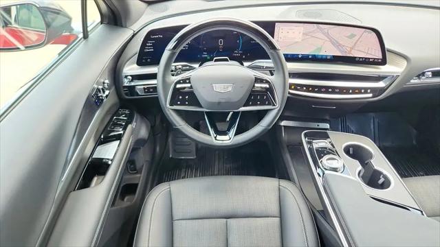 2025 Cadillac iQ Sport 2 RWD