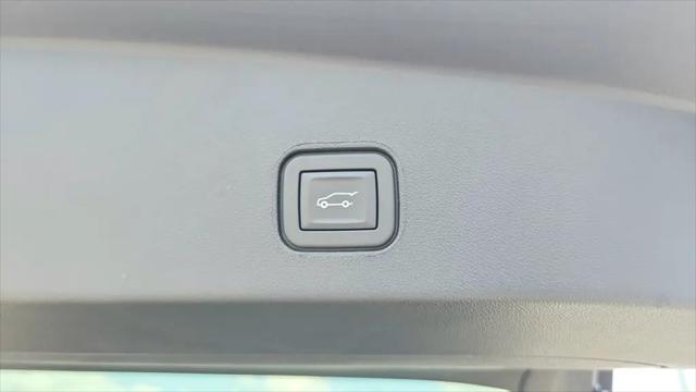 2025 Cadillac iQ Sport 2 RWD