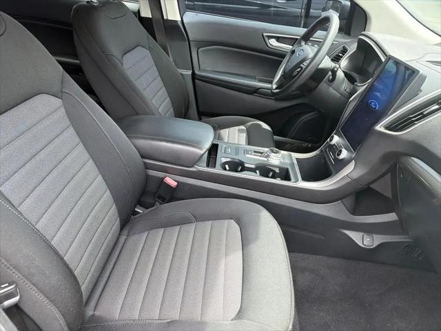 2021 Ford Edge SE