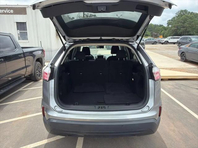 2021 Ford Edge SE