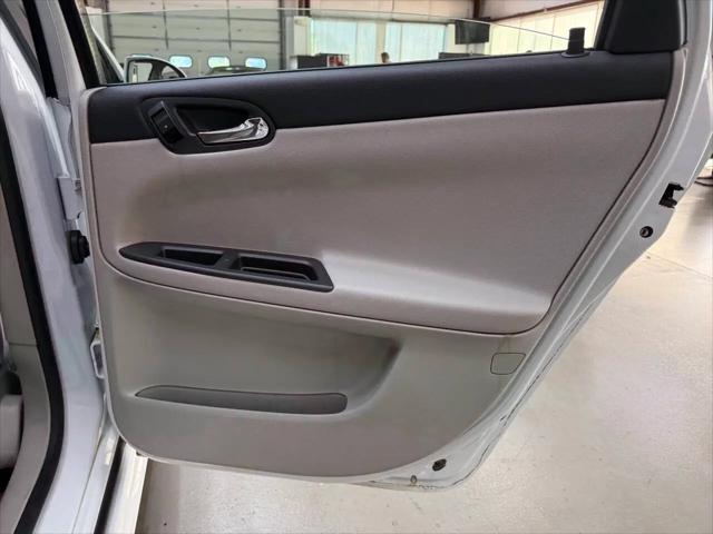 2011 Chevrolet Impala LS