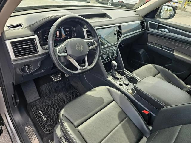 2022 Volkswagen Atlas 3.6L V6 SEL R-Line