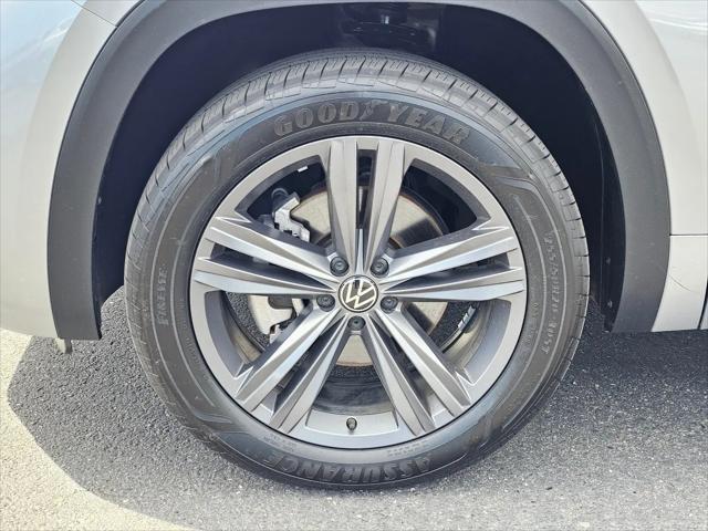 2022 Volkswagen Atlas 3.6L V6 SEL R-Line