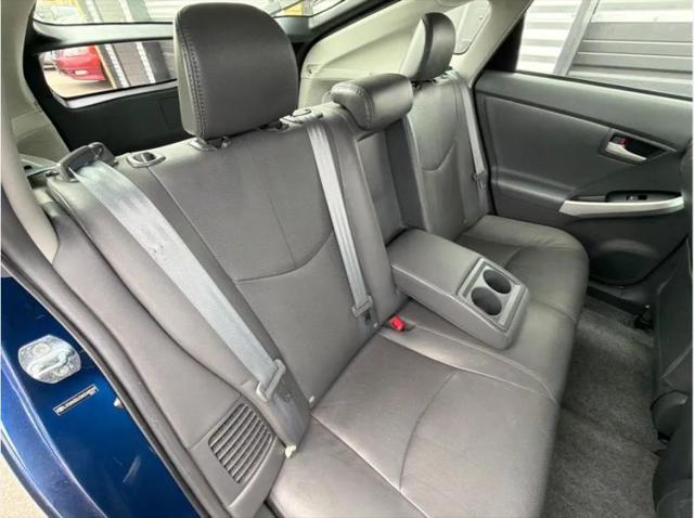 2010 Toyota Prius I