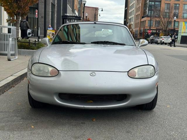 1999 Mazda MX-5 Base