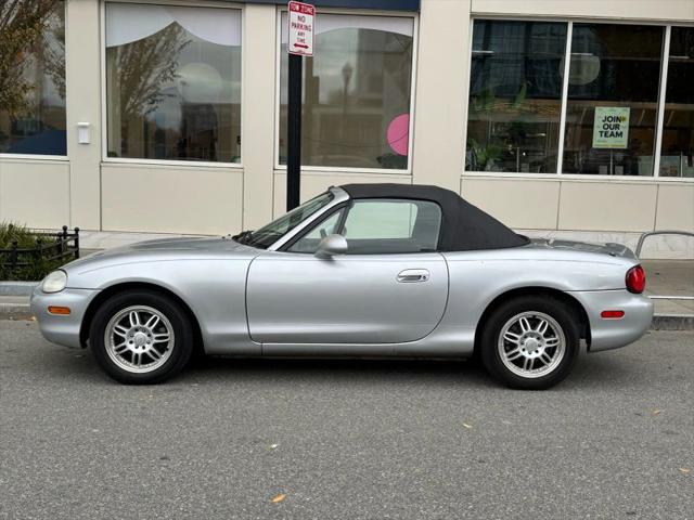1999 Mazda MX-5 Base