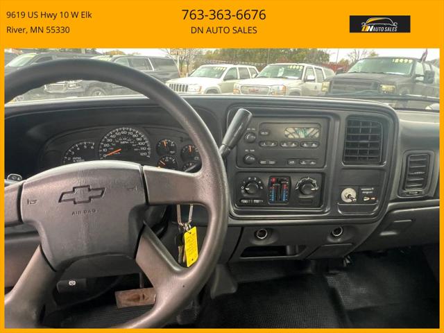 2004 Chevrolet Silverado 3500 Work Truck