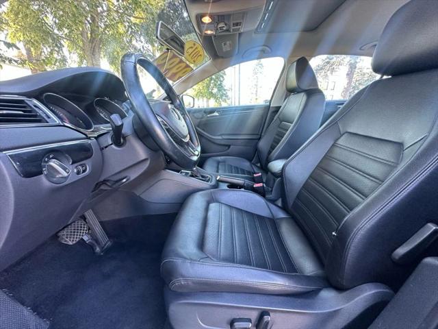 2015 Volkswagen Jetta 1.8T SEL