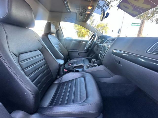 2015 Volkswagen Jetta 1.8T SEL