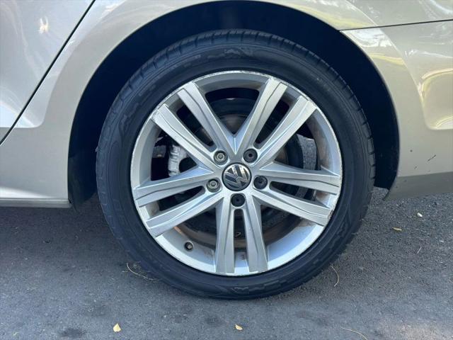 2015 Volkswagen Jetta 1.8T SEL