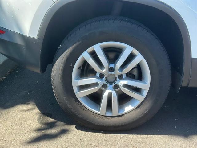 2016 Volkswagen Tiguan S