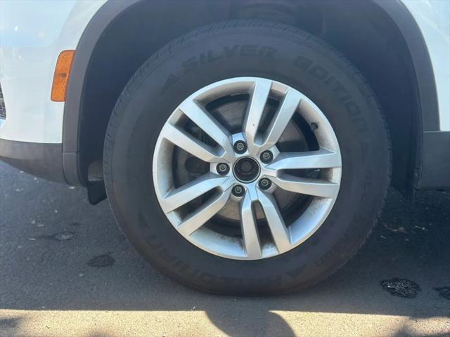 2016 Volkswagen Tiguan S
