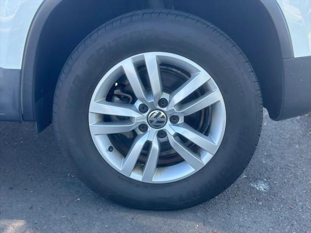 2016 Volkswagen Tiguan S