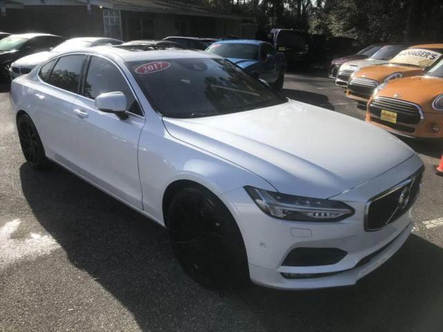 2017 Volvo S90 T5 Momentum