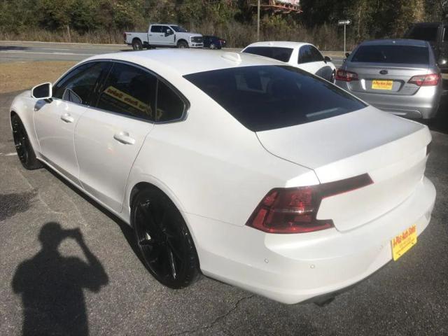 2017 Volvo S90 T5 Momentum