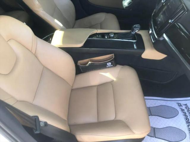 2017 Volvo S90 T5 Momentum