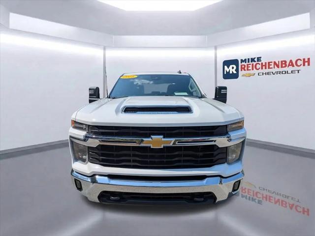 2025 Chevrolet Silverado 2500HD 4WD Crew Cab Standard Bed LT