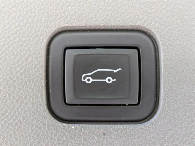 2022 Cadillac XT6 FWD Premium Luxury