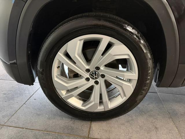 2021 Volkswagen Atlas 3.6L V6 SE w/Technology
