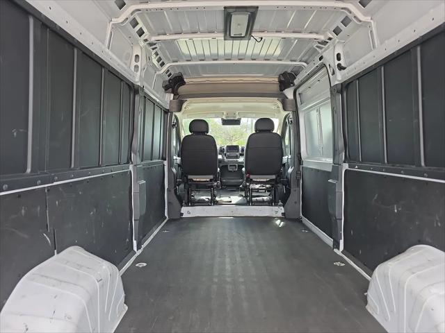 2025 Ram ProMaster 2500 Cargo Van Tradesman High Roof 159" WB w/Pass Seat