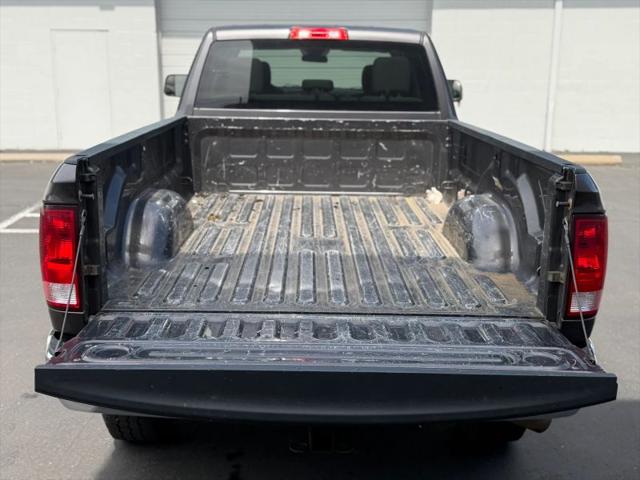 2017 Ram 2500 Tradesman Crew Cab 4x4 8' Box