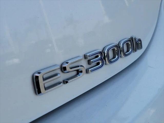 2020 Lexus ES 300h ES 300h