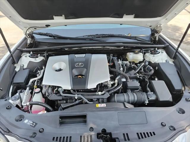 2020 Lexus ES 300h ES 300h